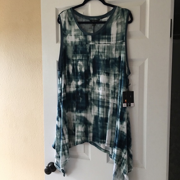 Simply Vera Vera Wang Tops - NWT Simply Vera Top